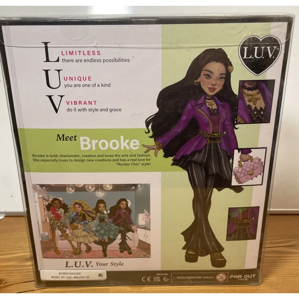 LUV Limitless Unique Vibrant BROOKE Fashion Doll Rocker Style Edgy Ensemble NEW
